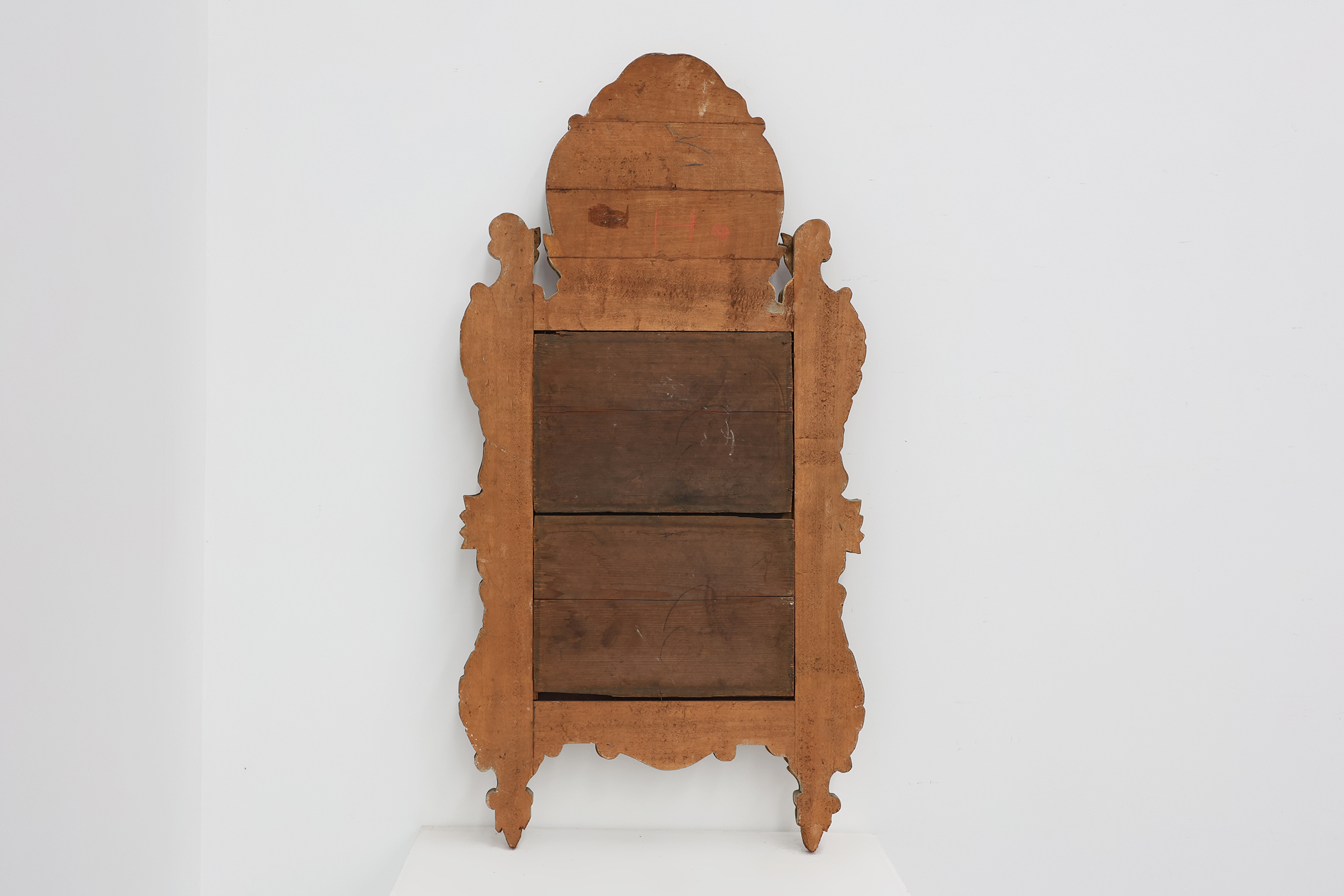 Louis XV style carved giltwood mirror with floral crest, France, 18th centurythumbnail